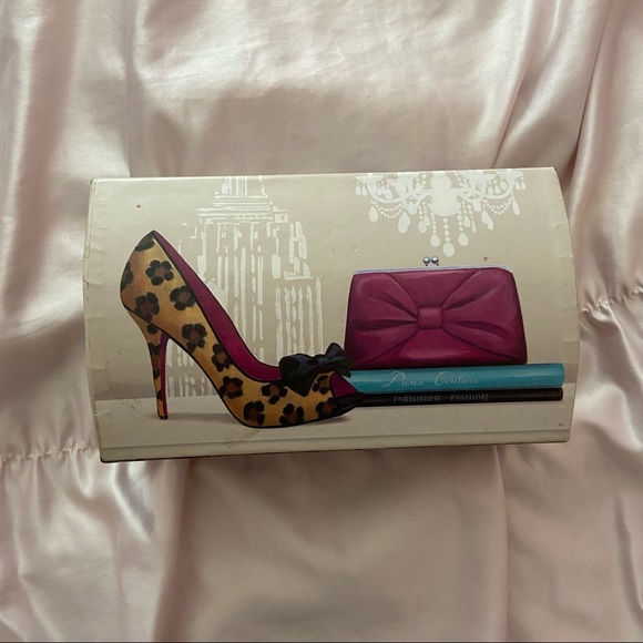 Jewelry box - Picture 2 of 8